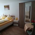 Zimmer mit terrasse 2